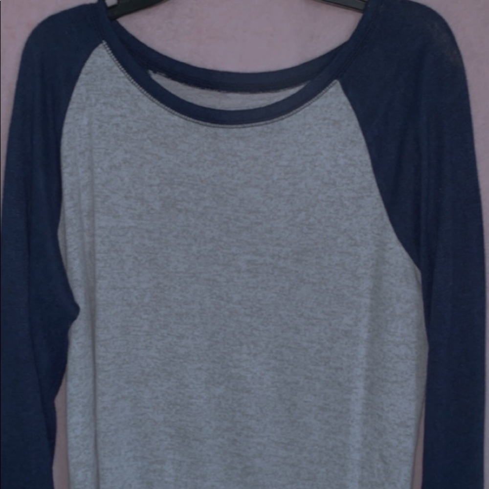 Blue sleeves top